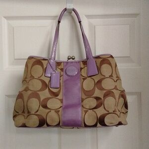 💜COACH Monogram/Leather Shoulder bag💜 EUC